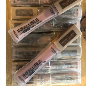 COPY - 2  L’Oréal matte liquid lipsticks #848